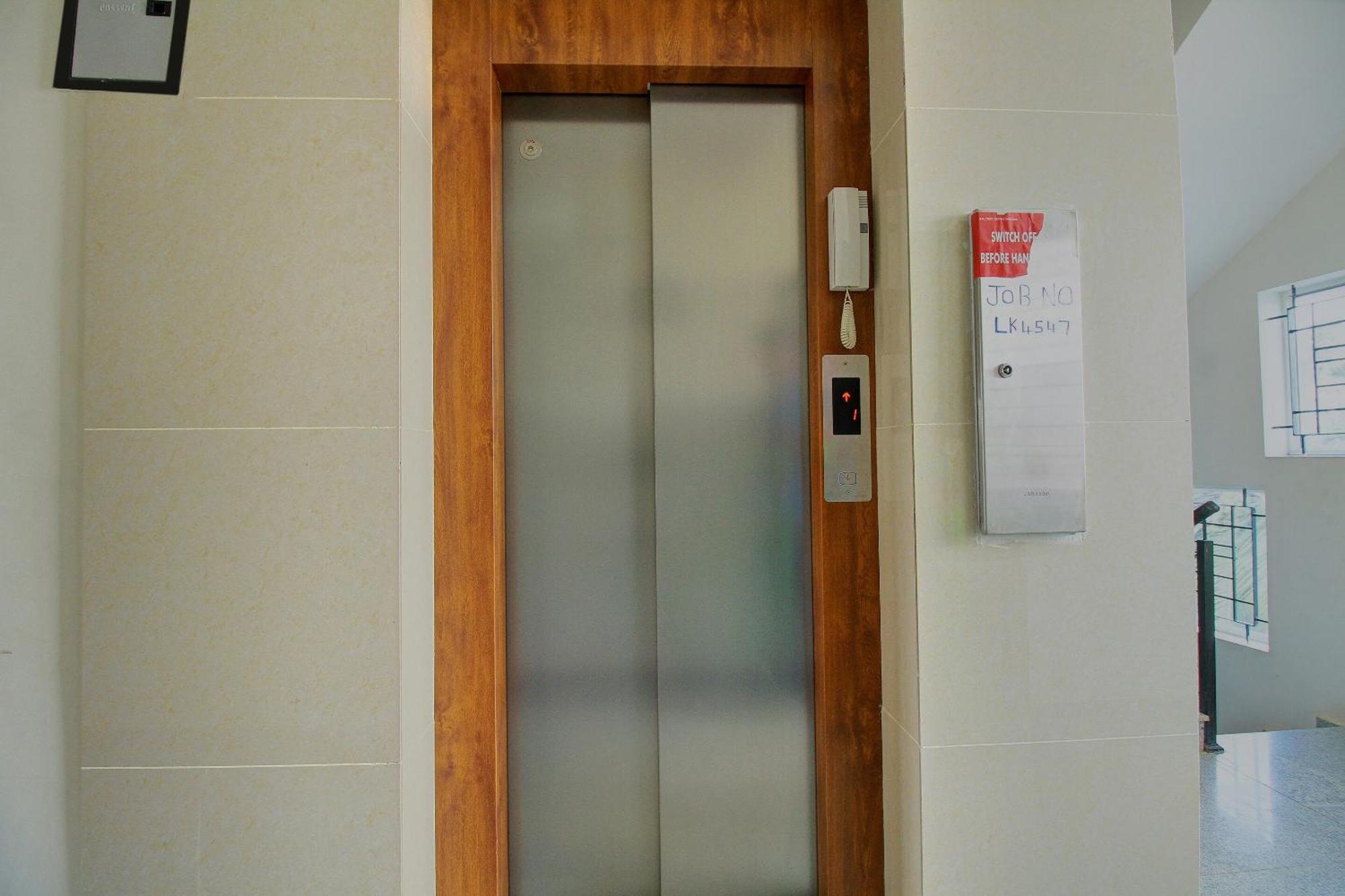 Hotel O Manu Residency 班加罗尔 外观 照片